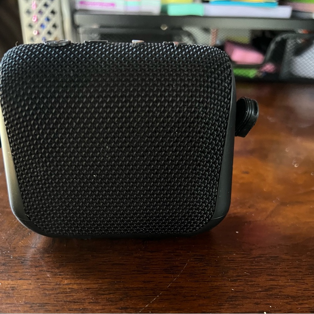 Raycon Everyday Speaker (Color Black) - Picture 2 of 9